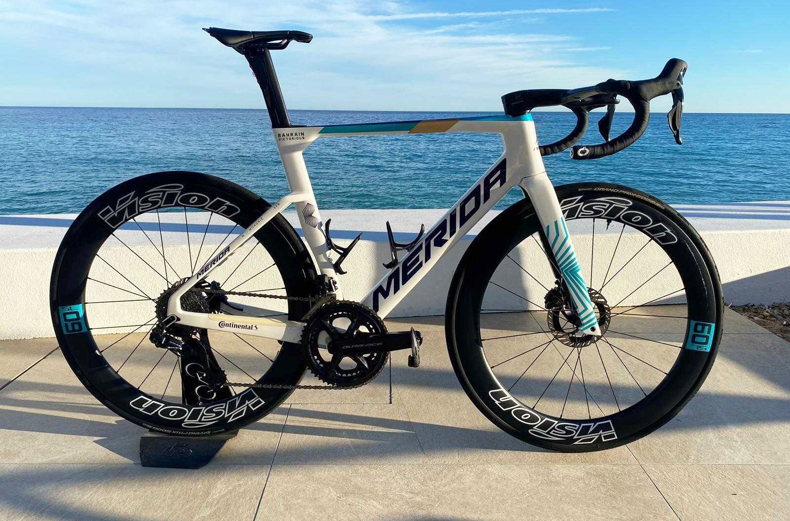 A closer look at Bahrain Victorious 2024 pro bike Matej